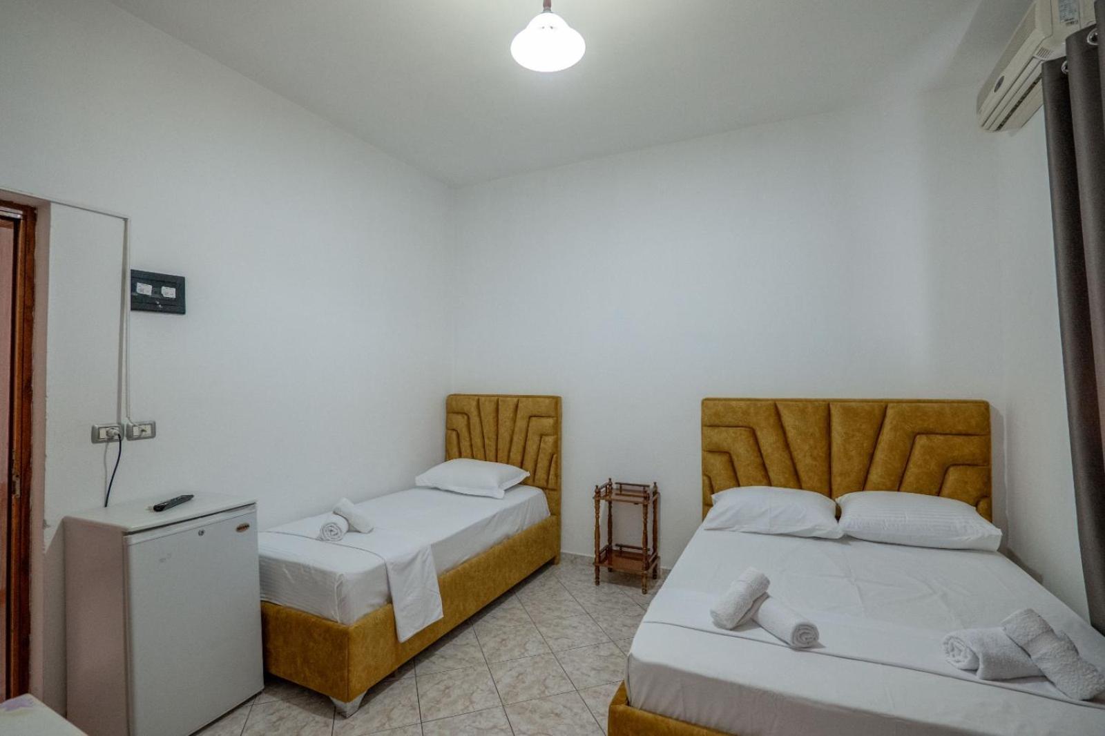 Hotel Vila Vilson Саранда Экстерьер фото